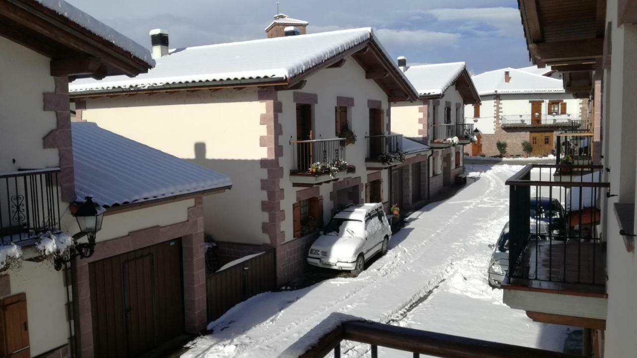 Casa Rural Txolinenea Pensionat Lantz Eksteriør billede